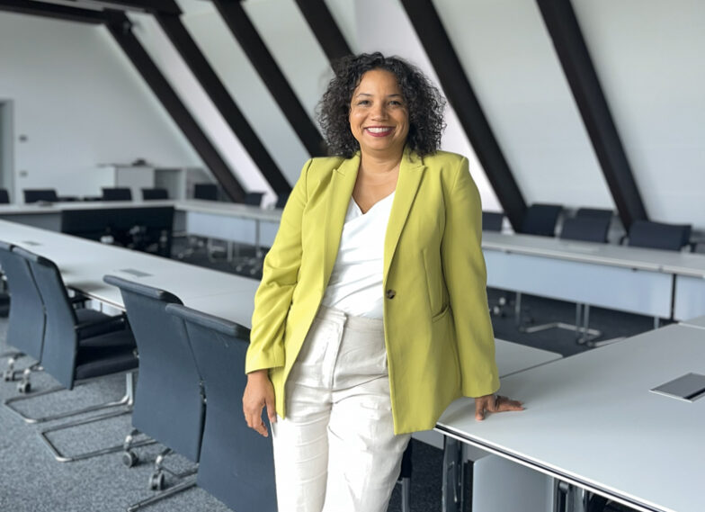 Lena Nzume, MdL </br>B90′ Grüne